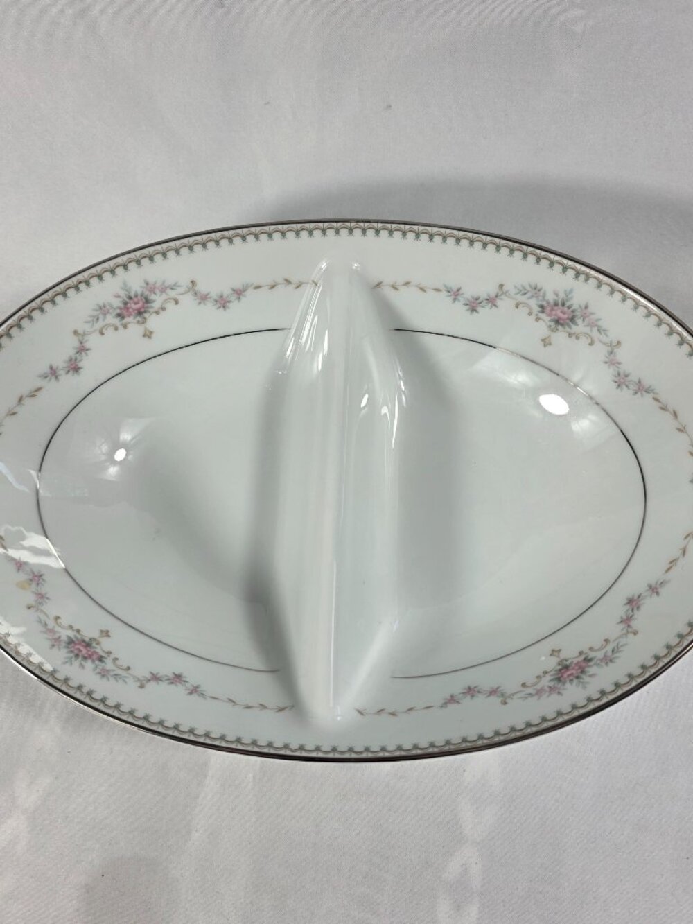 Noritake Fairmont Oval Divided Serving Bowl White with Pink Roses & Green Dots